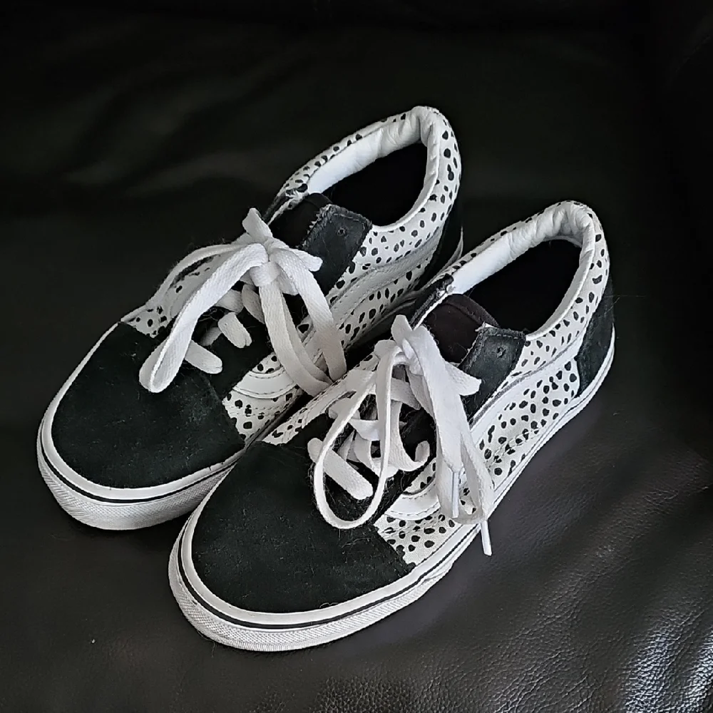 Vans Old Skool Dalmatian Black & True White Skate Shoes - Picture 1 of 4